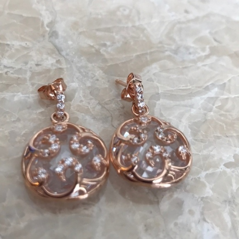 Elegant 925 silver pink‎ earrings Swarovski crystals